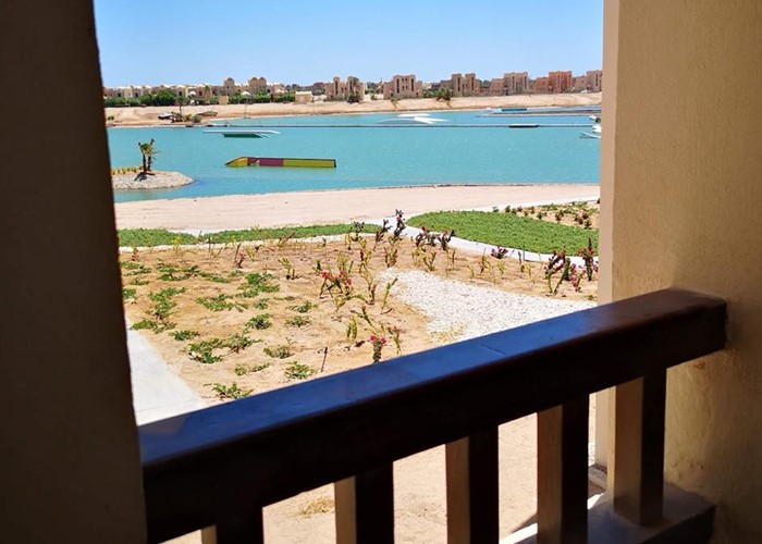 2BR Apartment with lagoon view -El Gouna - 2